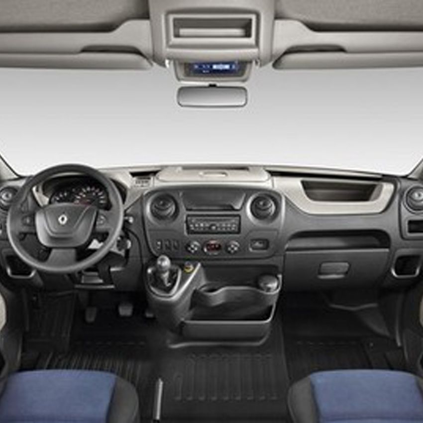 Renault Master III con retrovisor p
