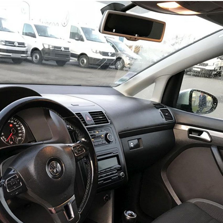 VW Touran I con sensor con retrovisor