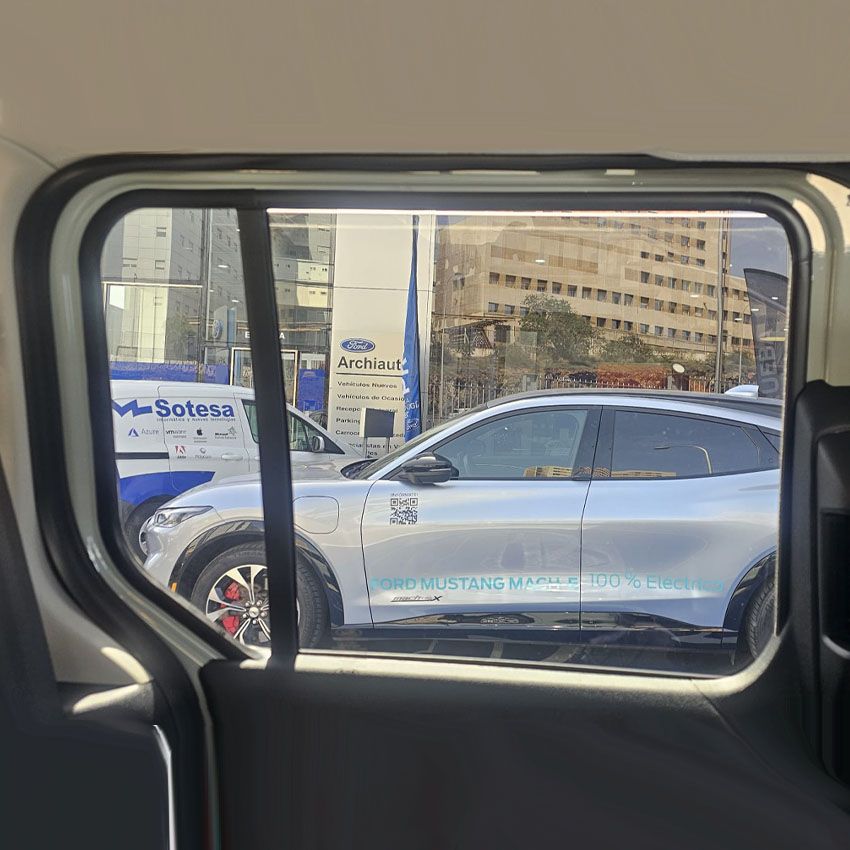 Aislantes Térmicos Oscurecedores Ford Tourneo Courier II Active-Titanium 2024+
