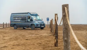 normativa camper 2026: todo lo que debes saber para aparcar y pernoctar legalmente
